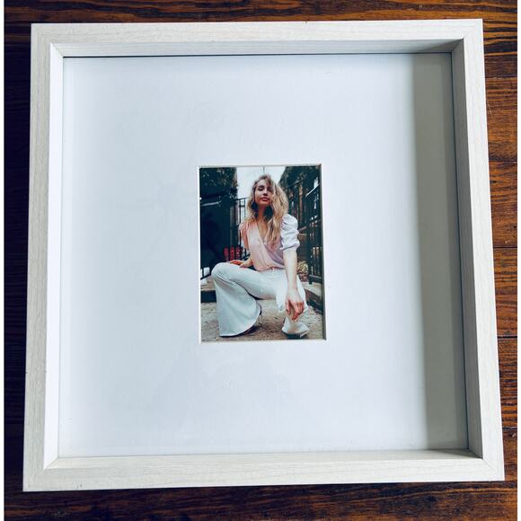 2 Rustic Whitewash Farmhouse Photo Frames 16”x16” or Mat 6.5x4.5” - Picture 3 of 6